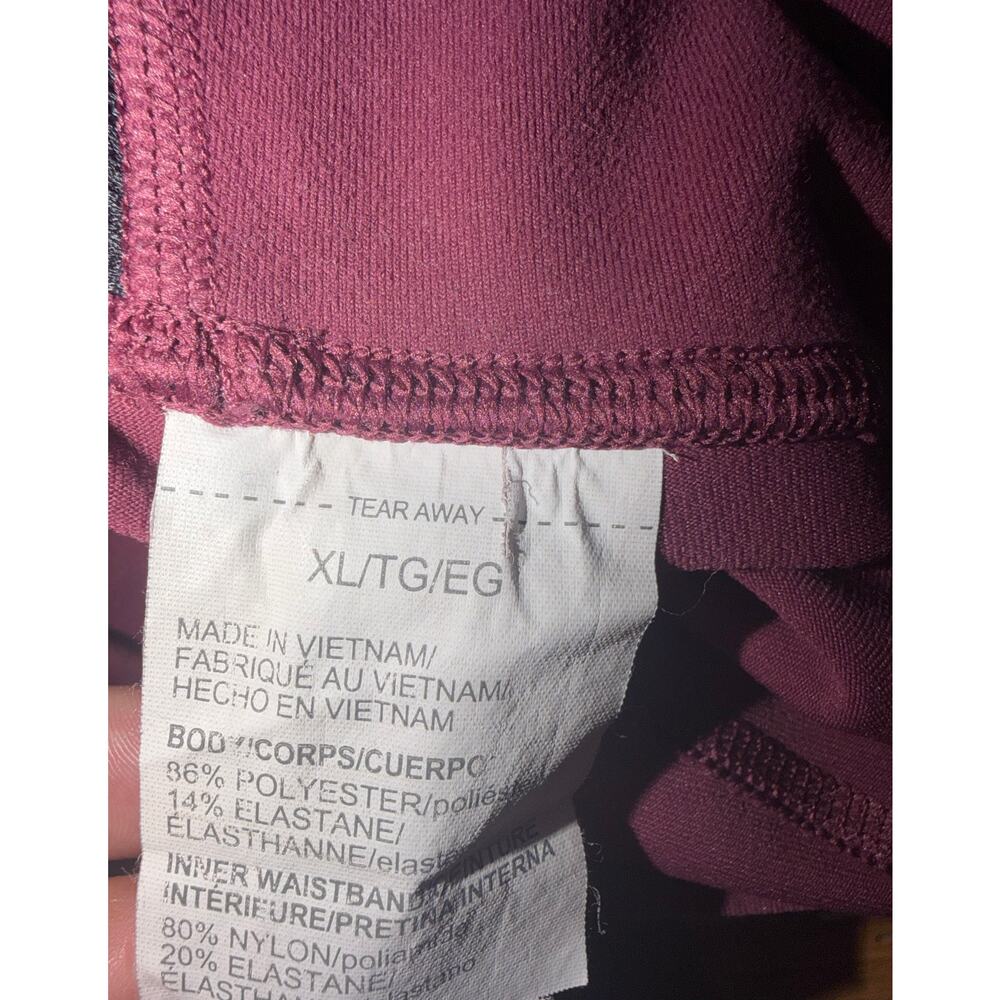 Under armour women’s maroon athletic leggings - Picture 7 of 16